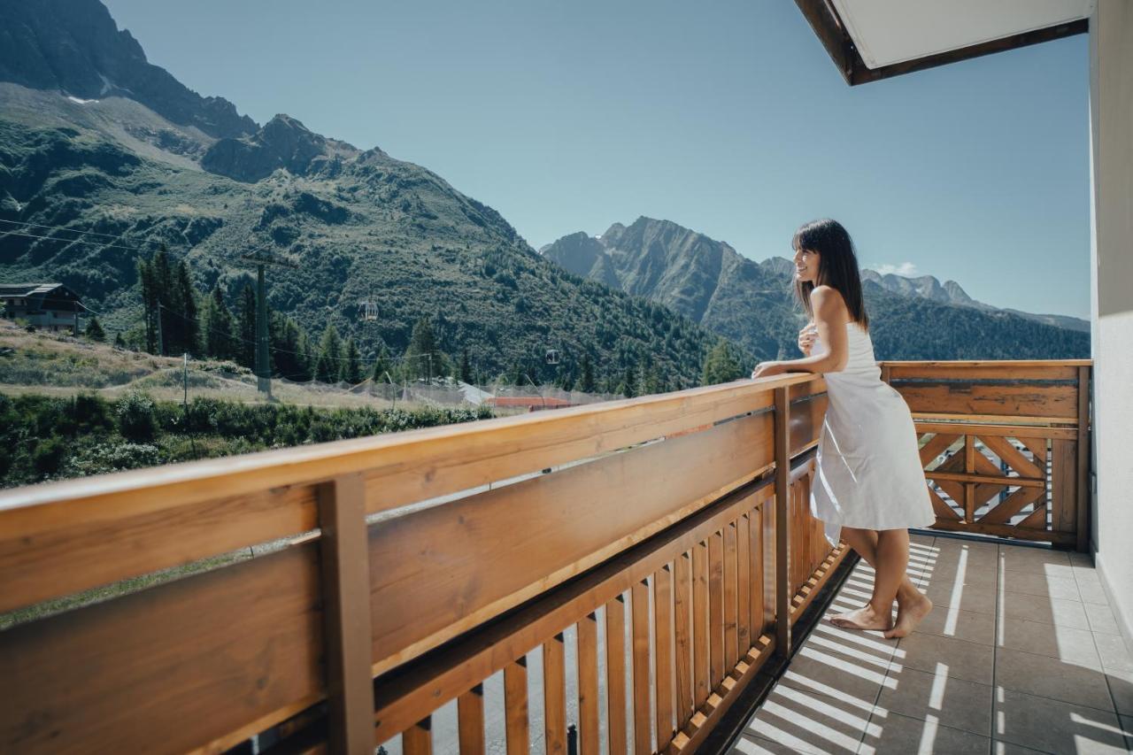 Hotel Bezzi Passo del Tonale Exterior photo